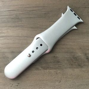 ⛔️SOLD⛔️ Shiny Silver Apple Watch ⌚️ Band